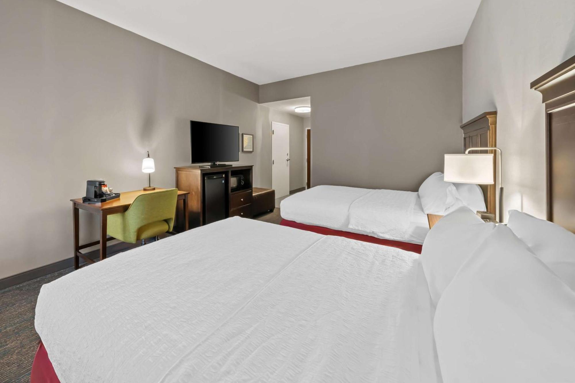 Hampton Inn New Bedford/Fairhaven Exterior photo