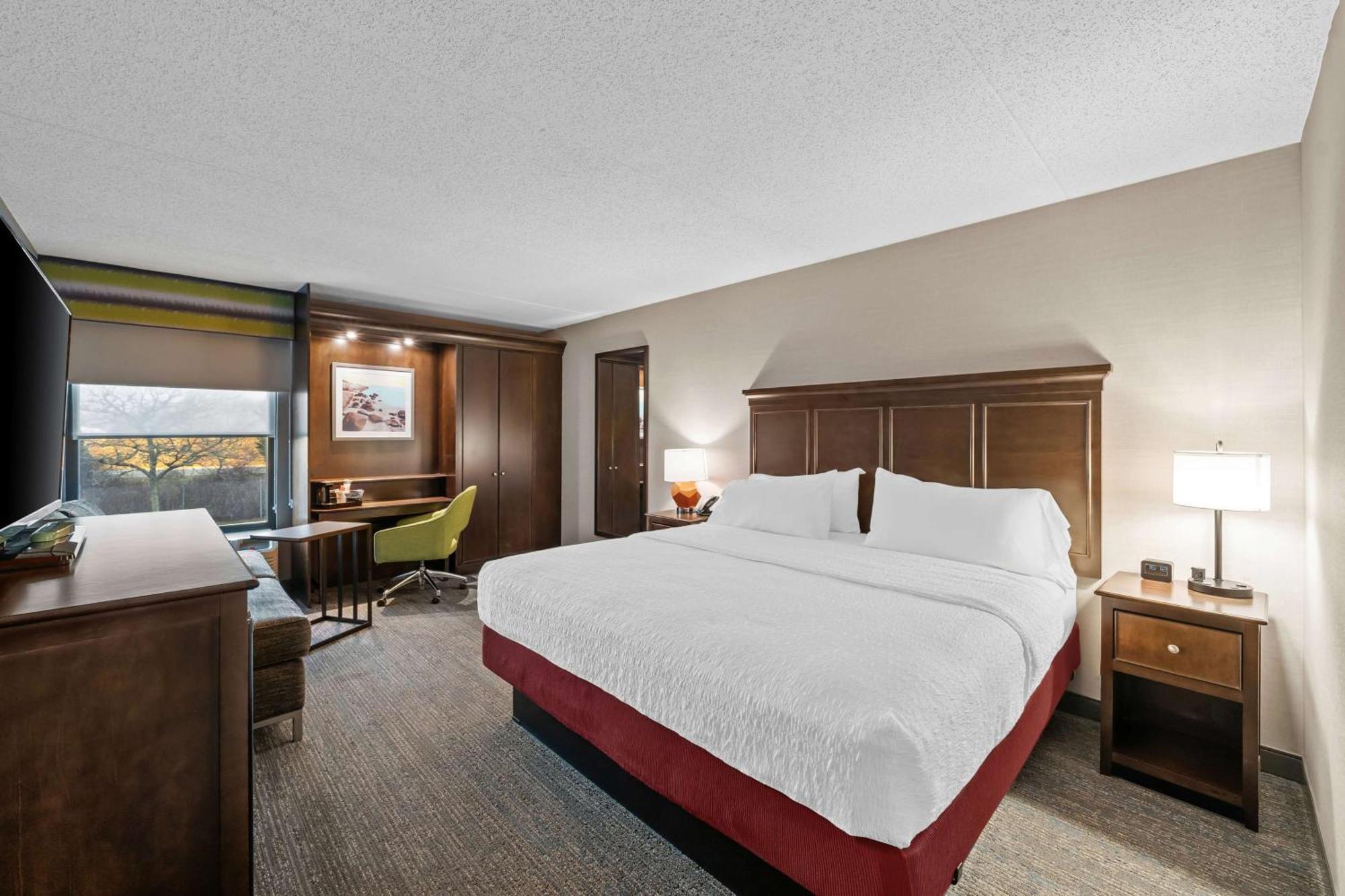 Hampton Inn New Bedford/Fairhaven Exterior photo