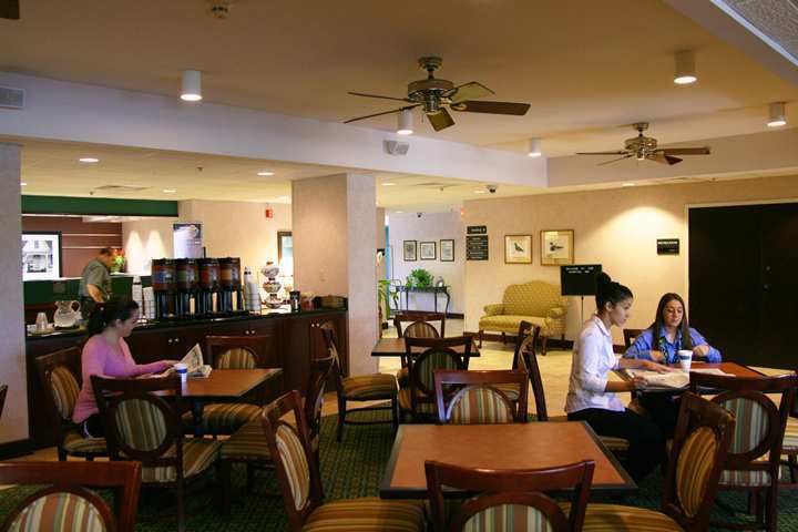 Hampton Inn New Bedford/Fairhaven Restaurant photo